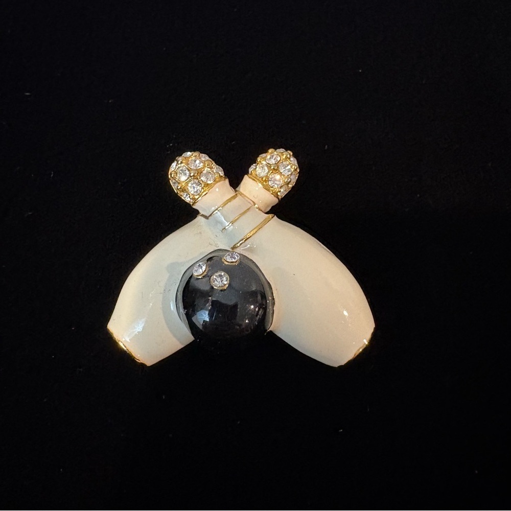 Vintage Enamel Goldtone Rhinestones Bowling Pin Brooch